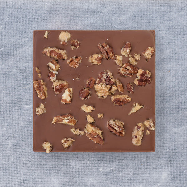 Caramelised Pecan and sea salt chocolate bar